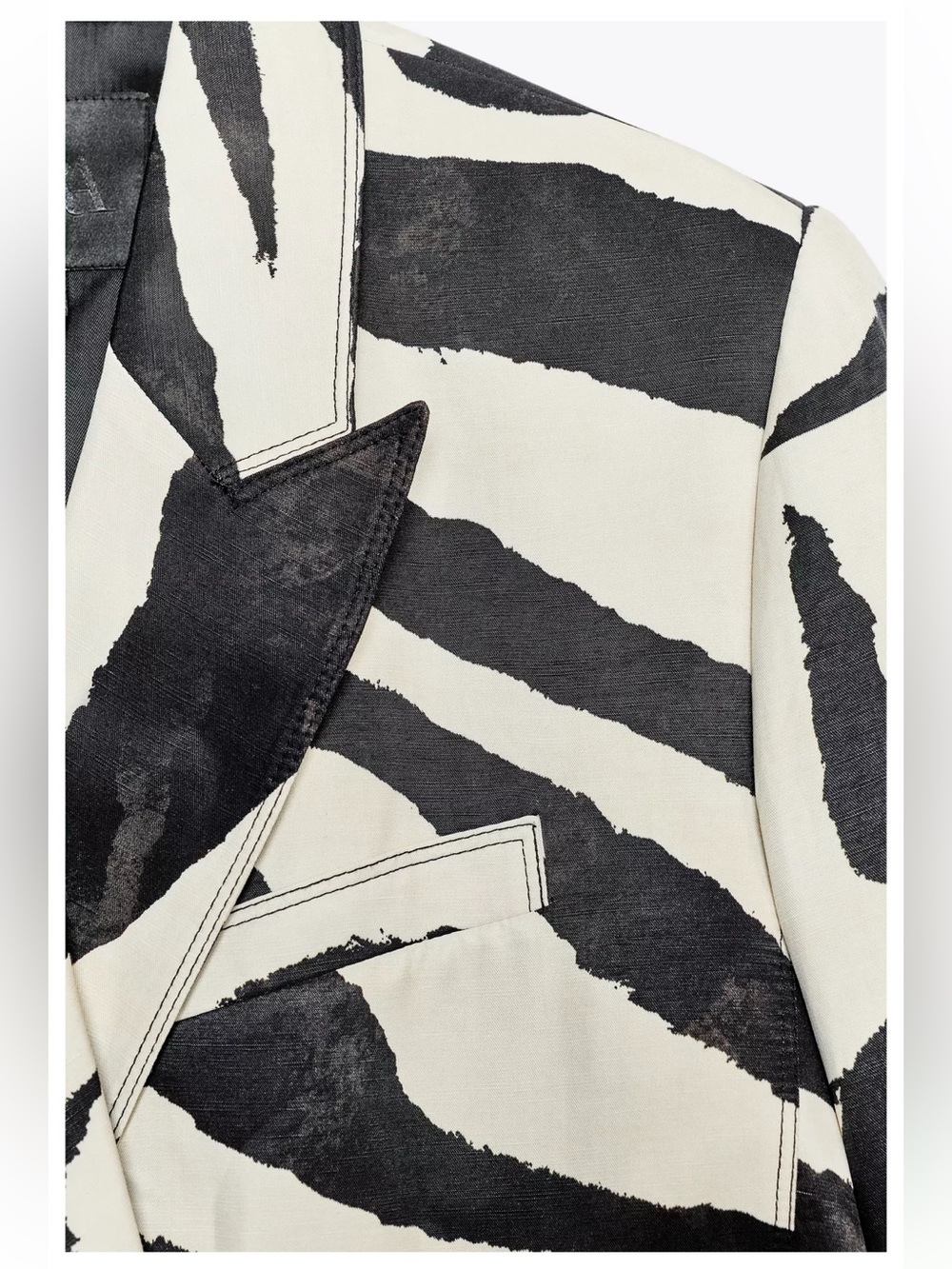 Zara Black and White Zebra-Print Blazer - Picture 8 of 9